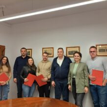 Dodijeljeni prvi ugovori za poticanje rješavanja stambenog pitanja mladih na području Grada Klanjca