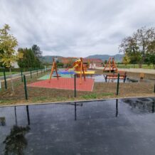 Novo dječje igralište u Gredicama spremno za svoje najmlađe korisnike. Pozivamo vas na otvorenje!